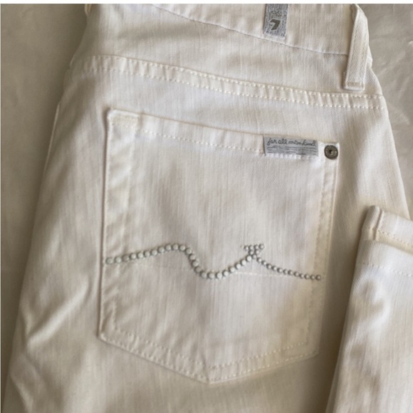 NWOT 7 for all Mankind white boot cut jeans - Picture 1 of 7
